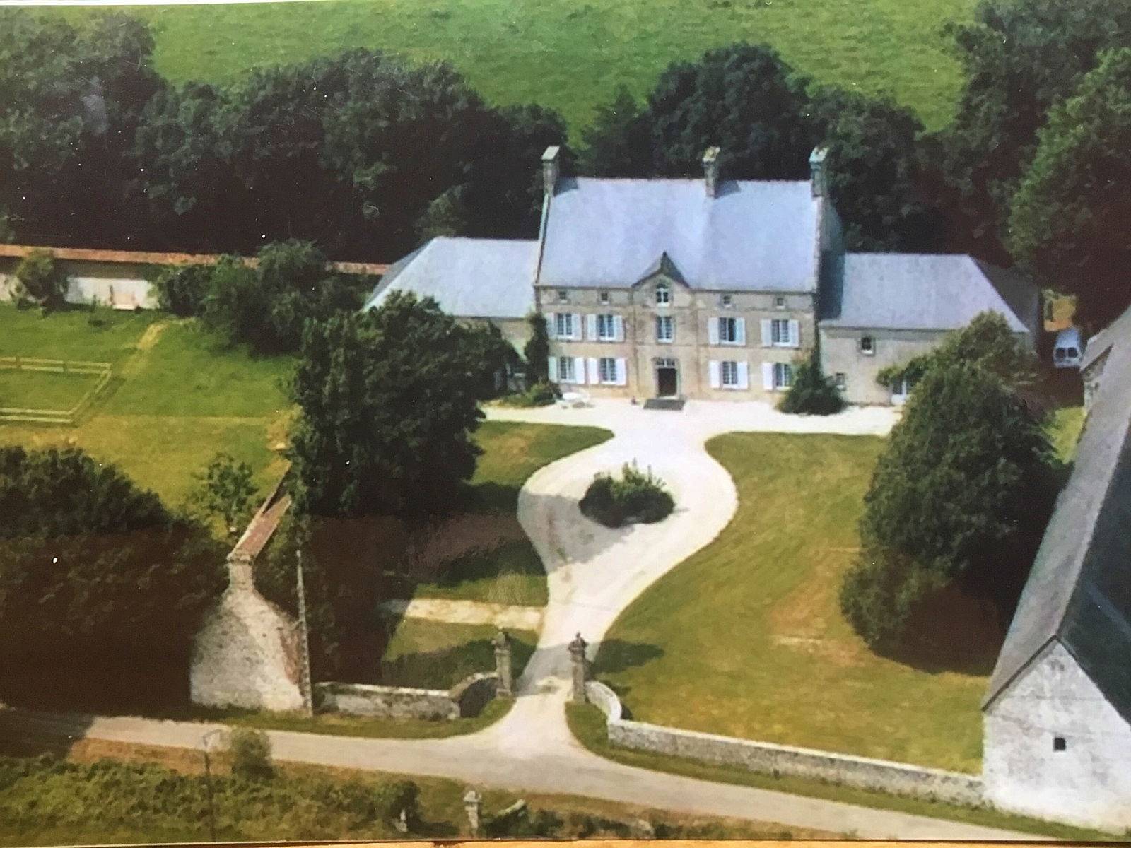 Loue immense manoir 20 couchages et + piscine couverte week end et long séjour Fresville (50)