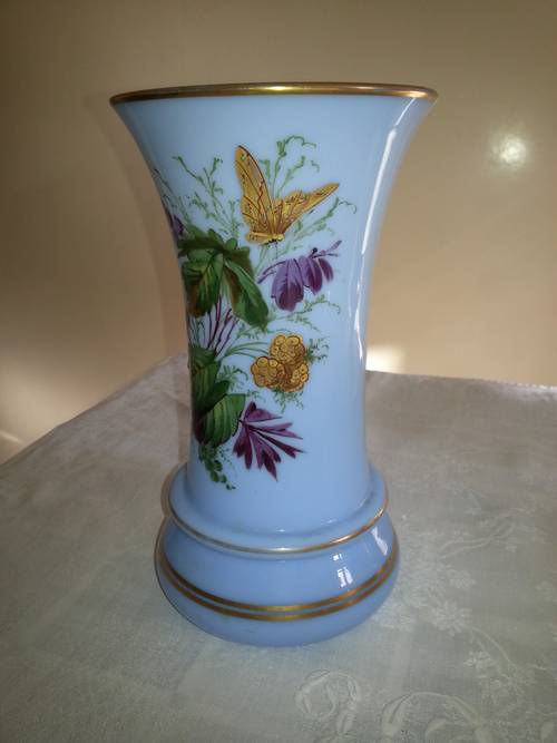Grand vase en opaline bleu à bordure or