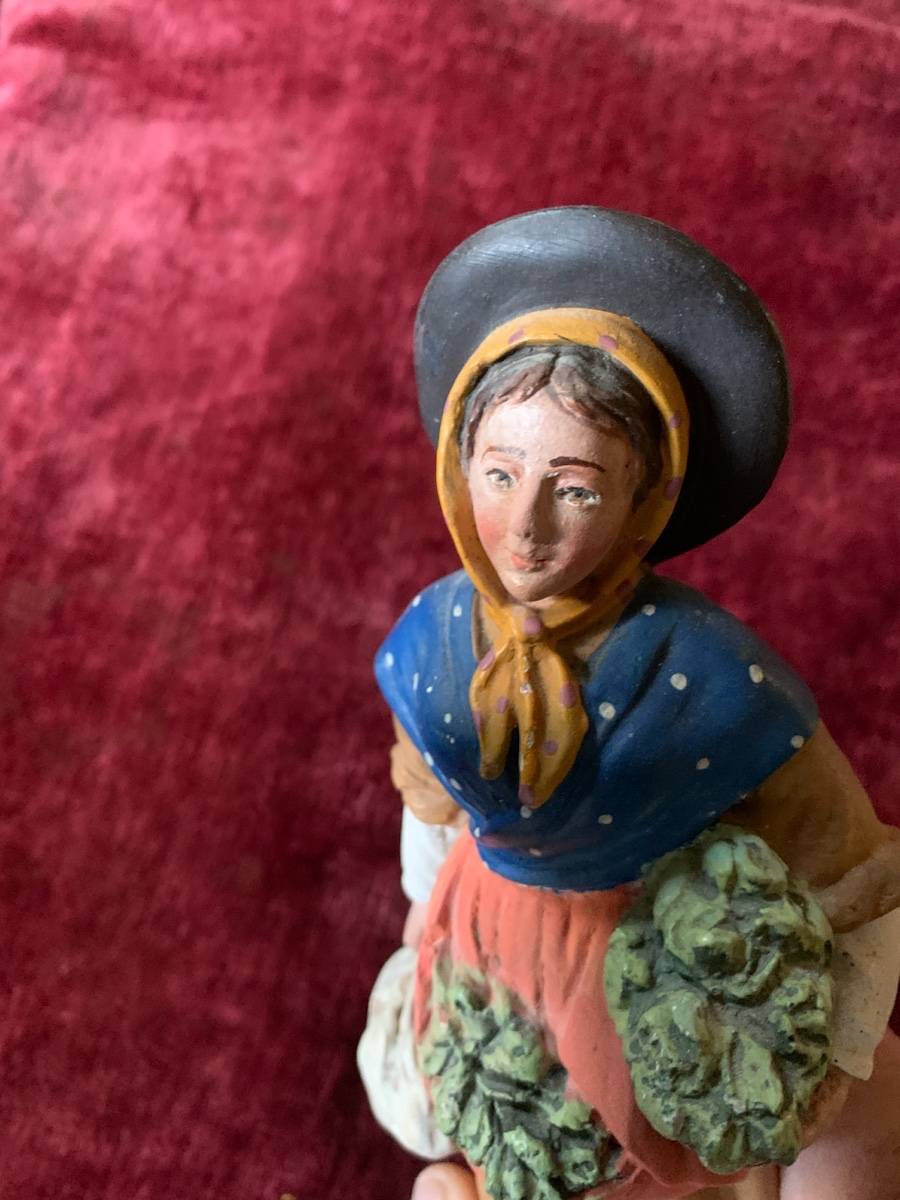 Grand santon ancien pour crèche de Noel