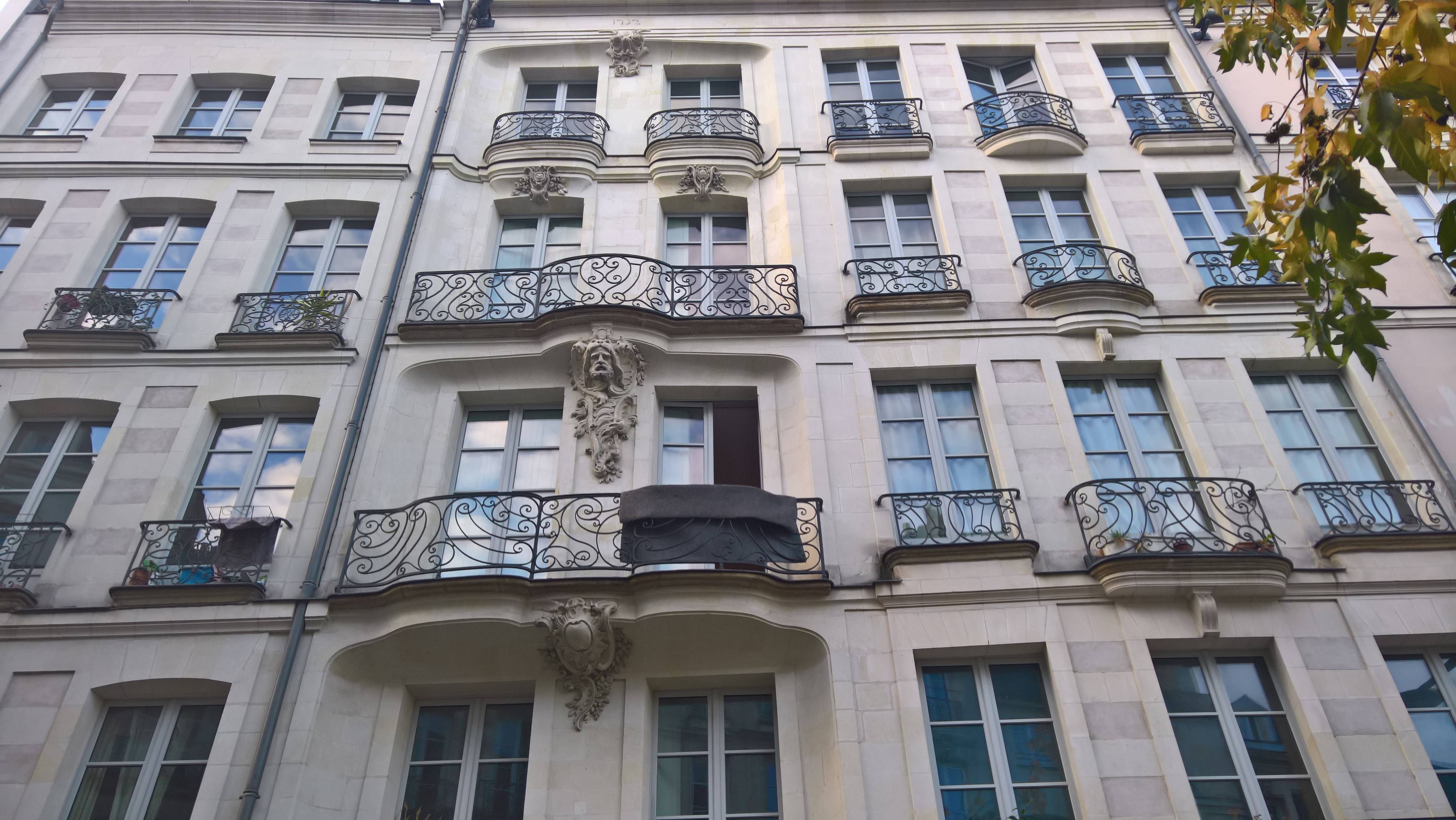 Loue Grand Studio meublé Nantes hyper centre - 40m²