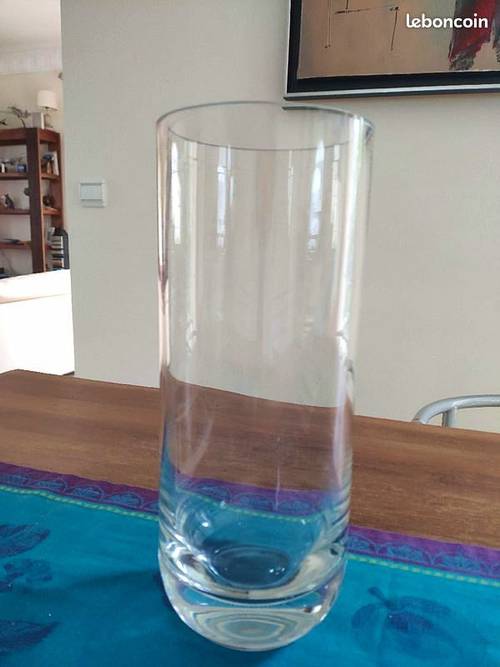 Grand vase en verre