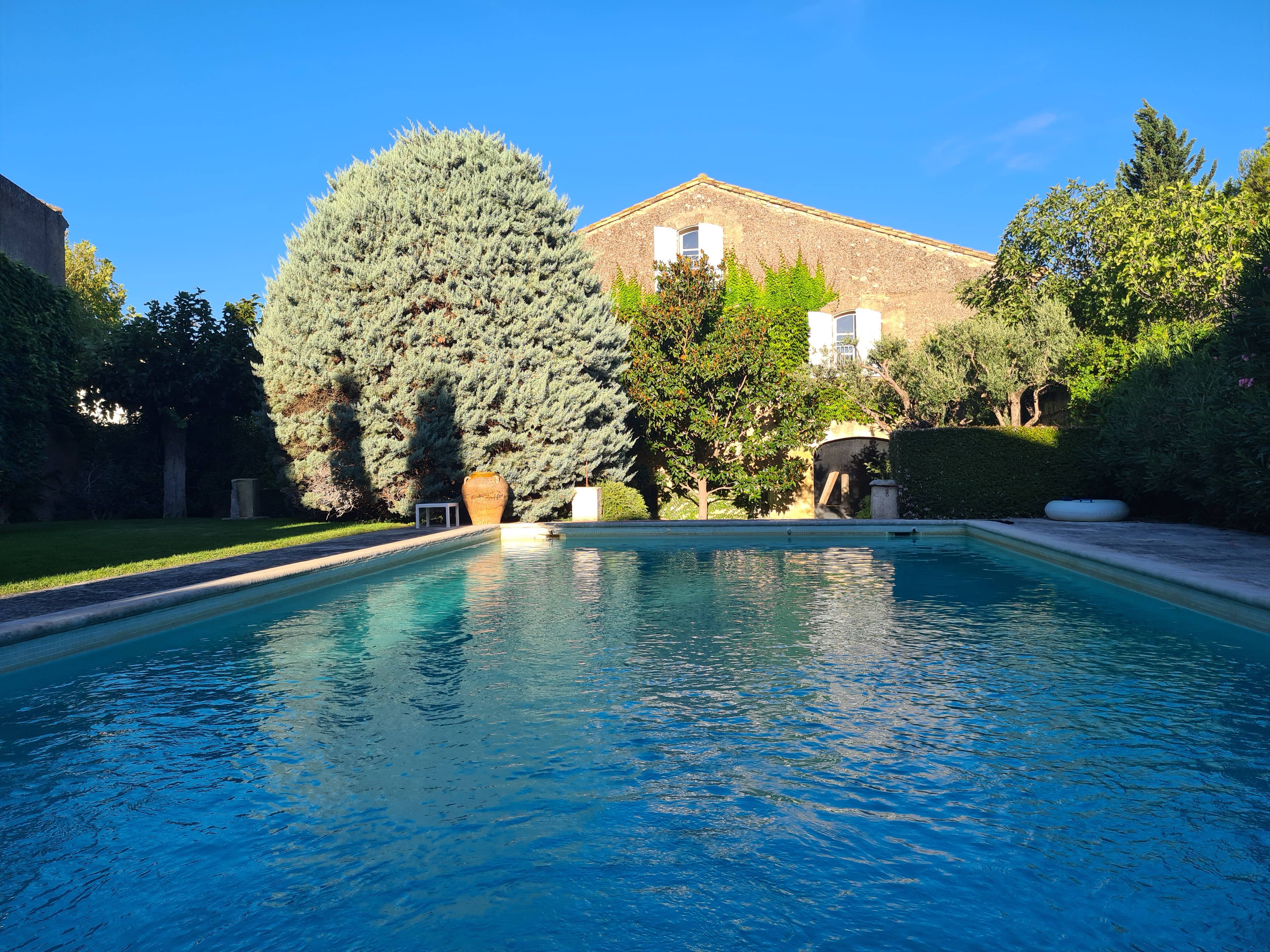 Loue grande demeure dans les Alpilles - 6 chambres, 14 couchages, Fontvieille (13)