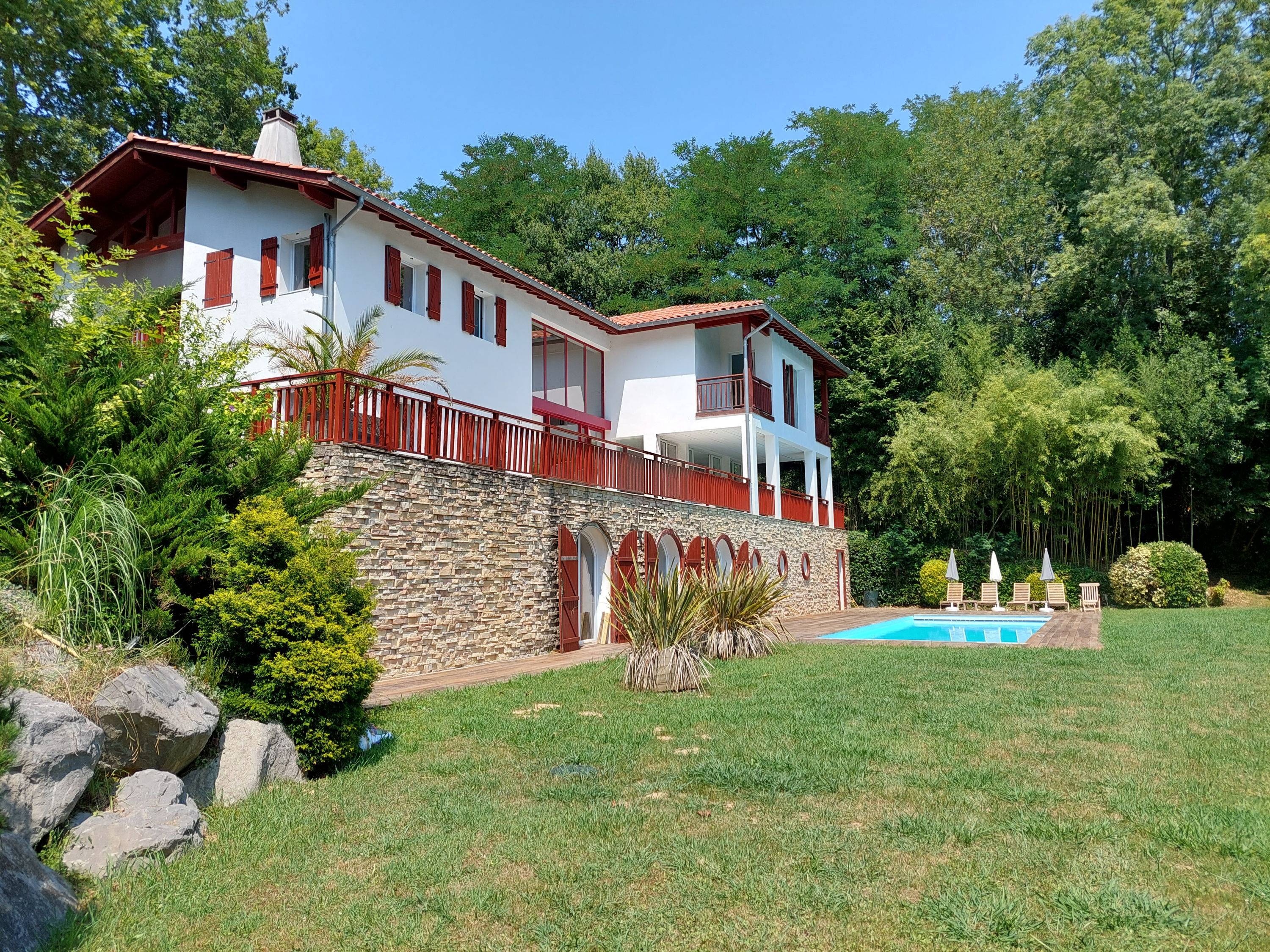 Loue maison d’architecte à Arcangues (proximité Biarritz) - 15 couchages