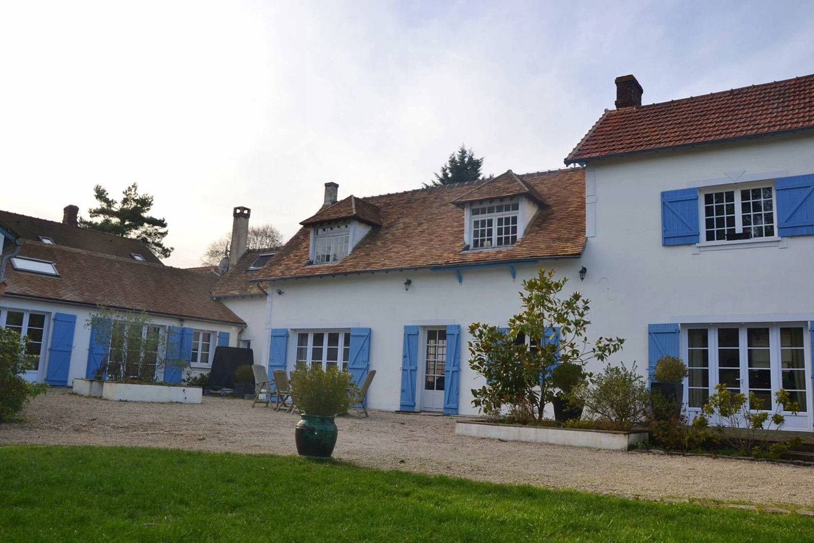 Loue maison de campagne à 45 mins de Paris 15 couchages SaintLéger