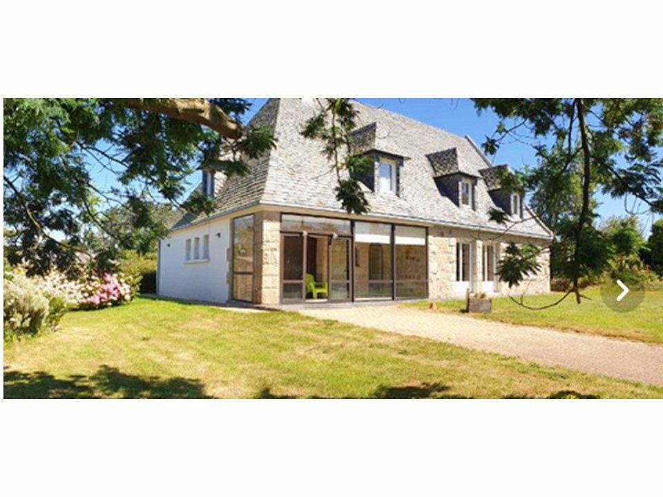 Loue grande maison rénovée 10 couchages - Plougasnou (29) à 10 min à pied des plages