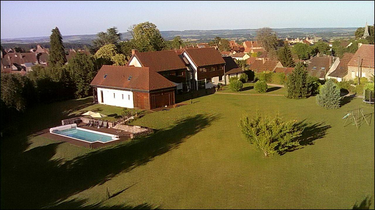 Loue maison avec piscine aux portes du Morvan - 15 couchages - Saulieu (21)