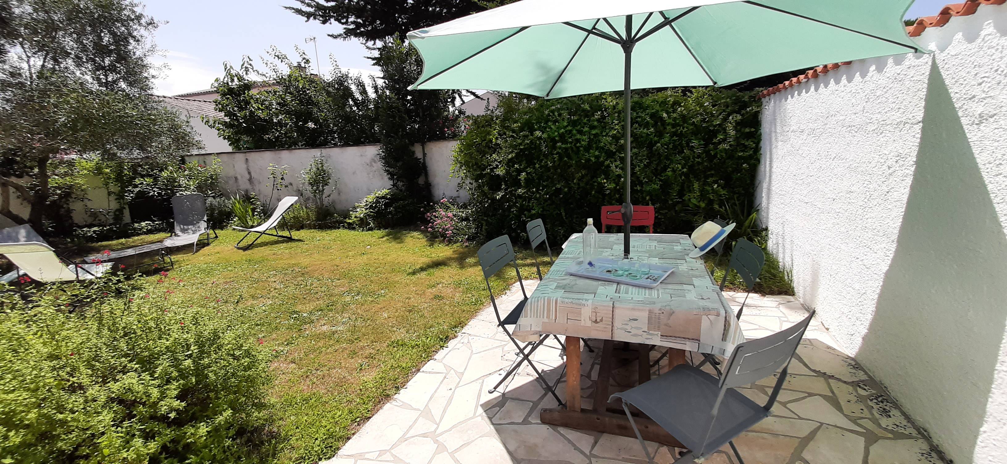Loue maison 3 chambres 6 couchages, jardin, piscine commune, tennis, mer à pied - Saint-Palais-sur-Mer (17)