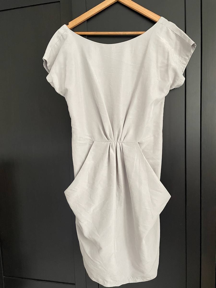 Robe grise manches courtes, taille 34, Kookai, parfait état