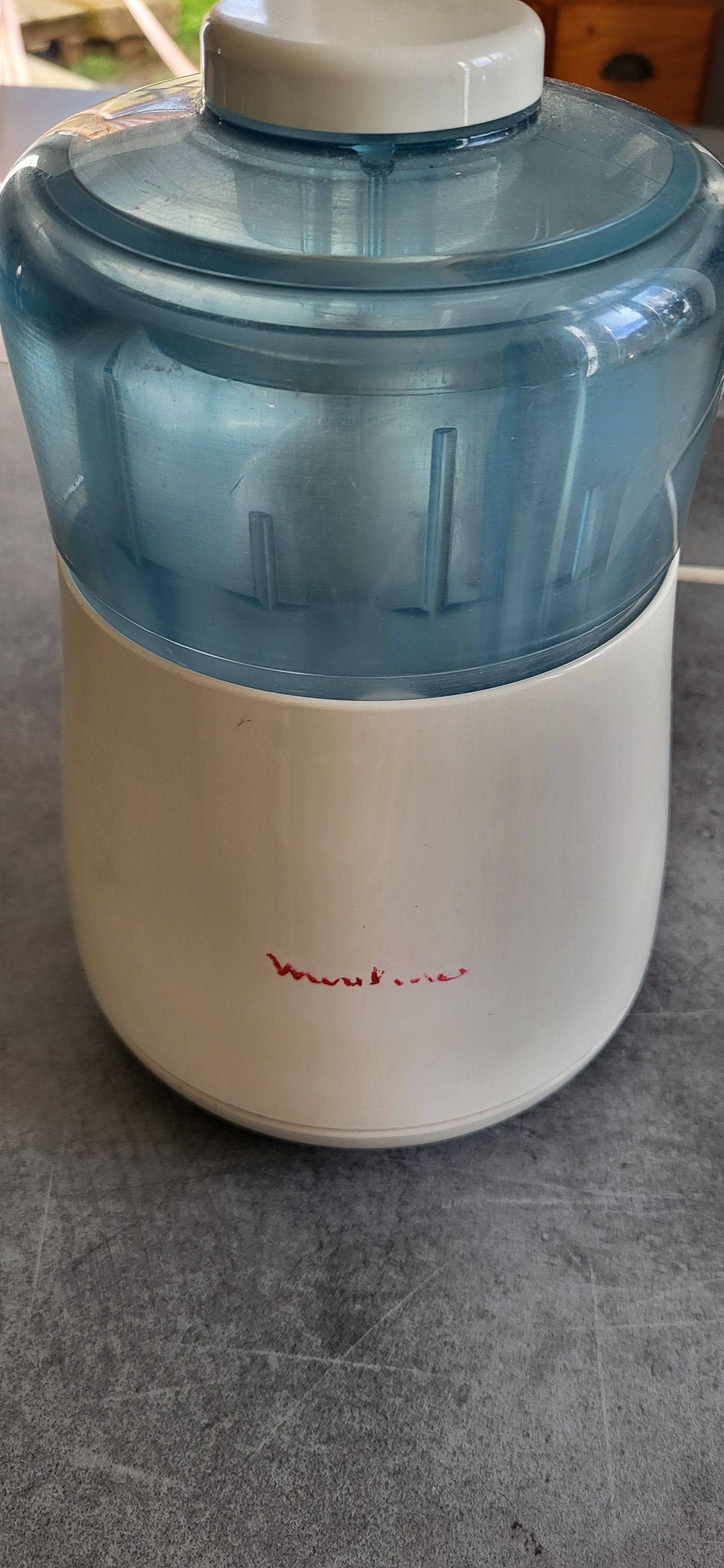 Vends hachoir Moulinex