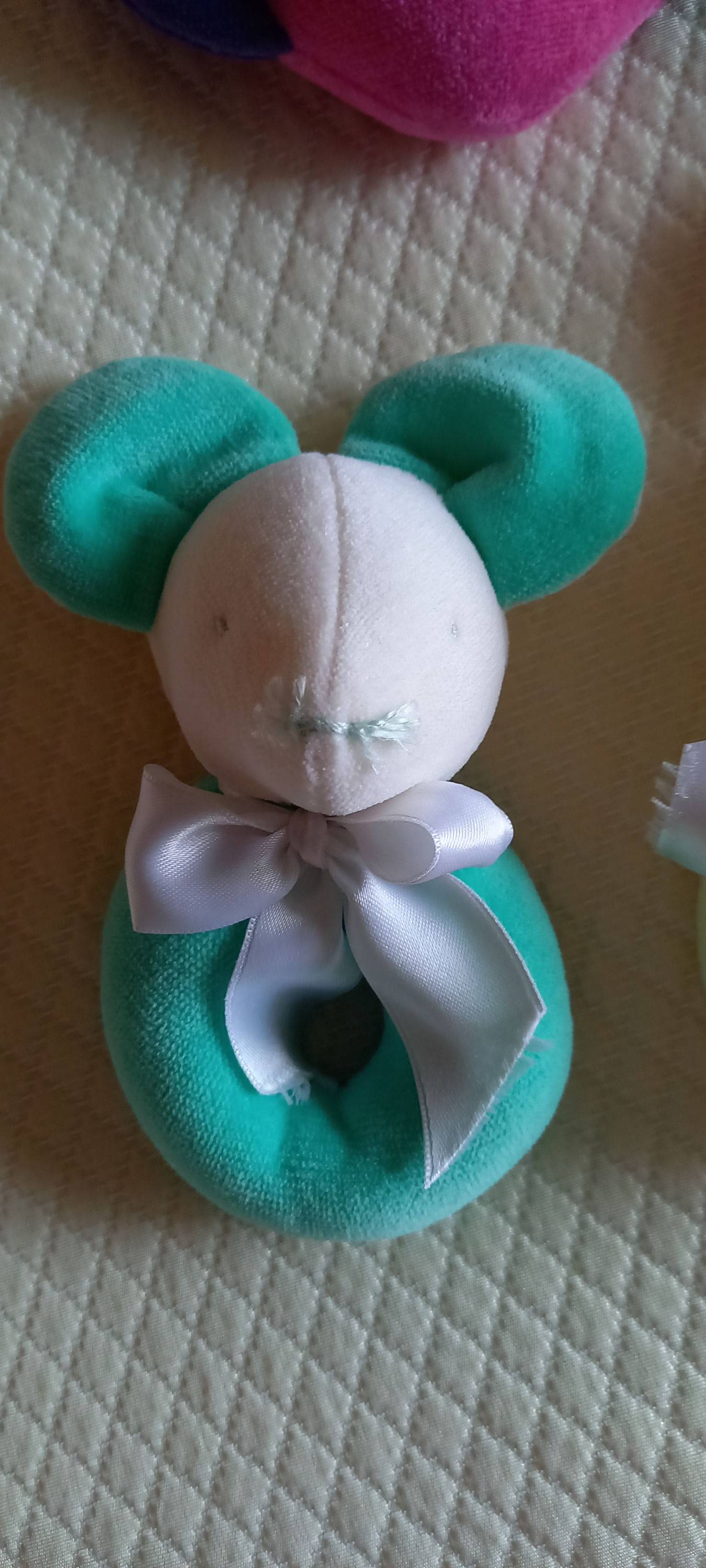 Hochet velours petite souris