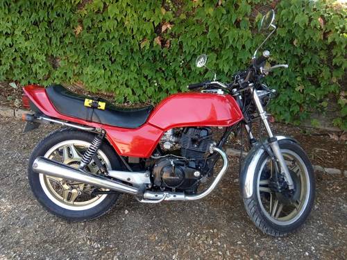 HONDA CB400N 1982