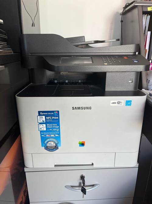 Vends imprimante laser multifonction Samsung Xpress C1860 FW en excellent état + 2 toners offerts