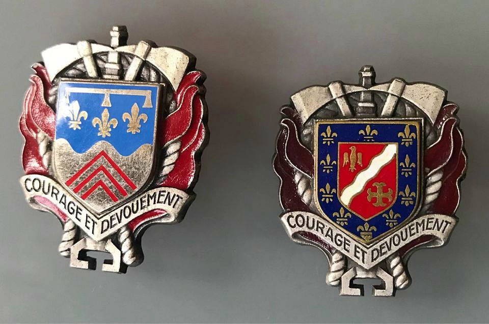 Vends 2 insignes pompiers : Eure et Loire, Val d’Oise