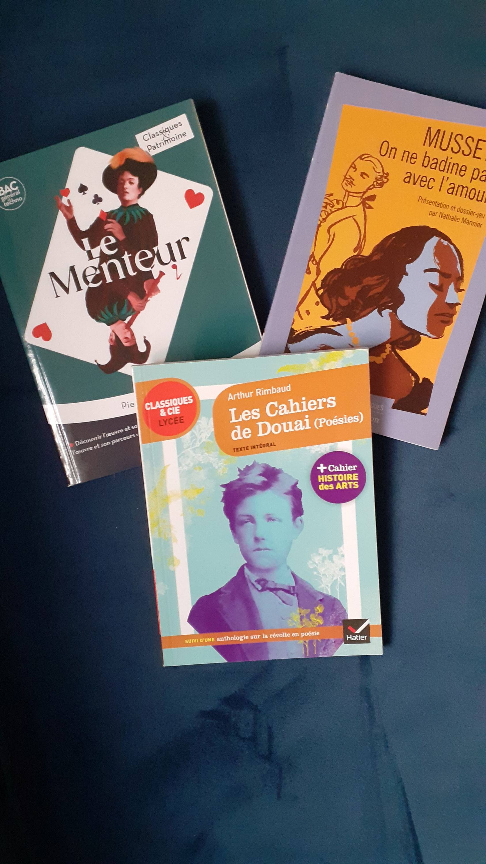 Vends livres neufs classiques (Fontenelle, De Graffigny, Rimbaud, Musset) pour lycée