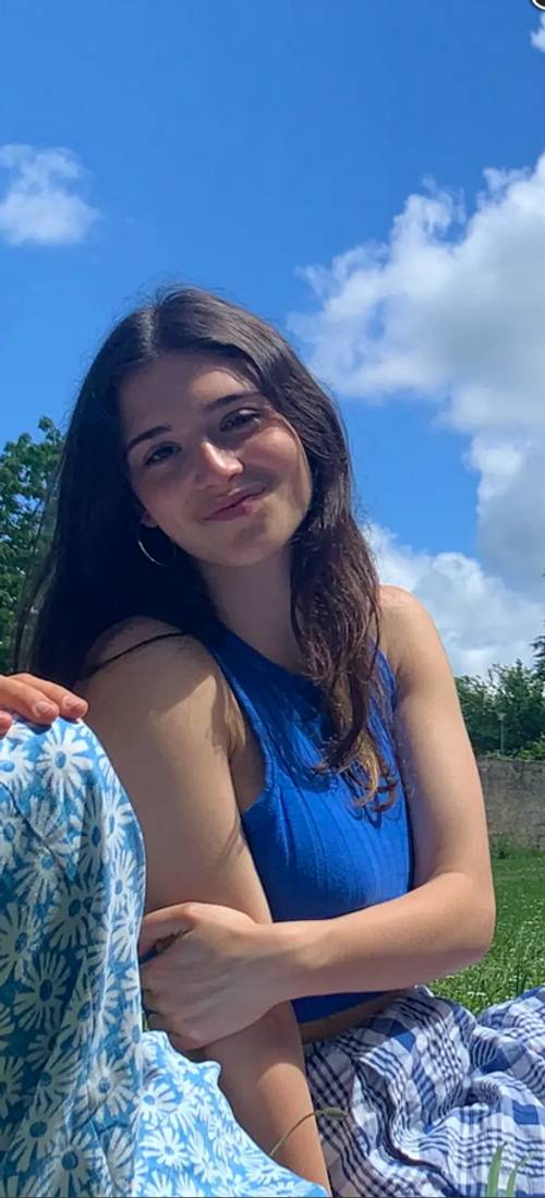 Jeune fille propose baby-sittings Paris Sud ou Paris centre
