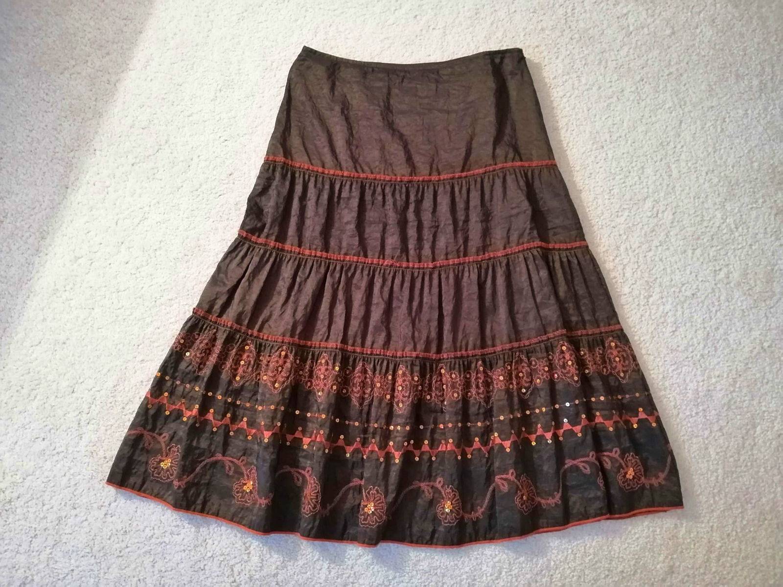 Vends jolie jupe habillée - taille 40