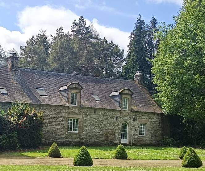 Loue maison longère bretonne - 10 couchages - à moins de 20 min de la plage