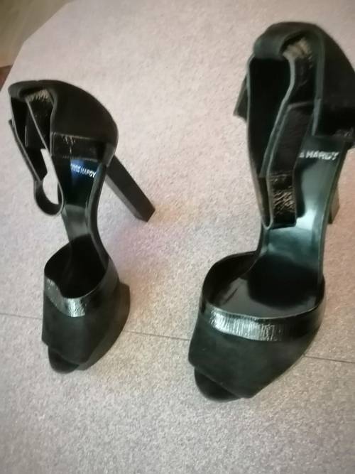 Très jolis escarpins de créateur - Pointure 39