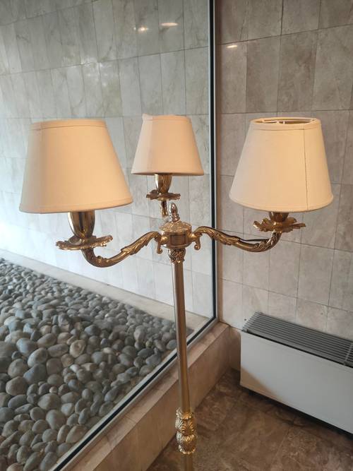 Lampadaire en bronze 3 branches
