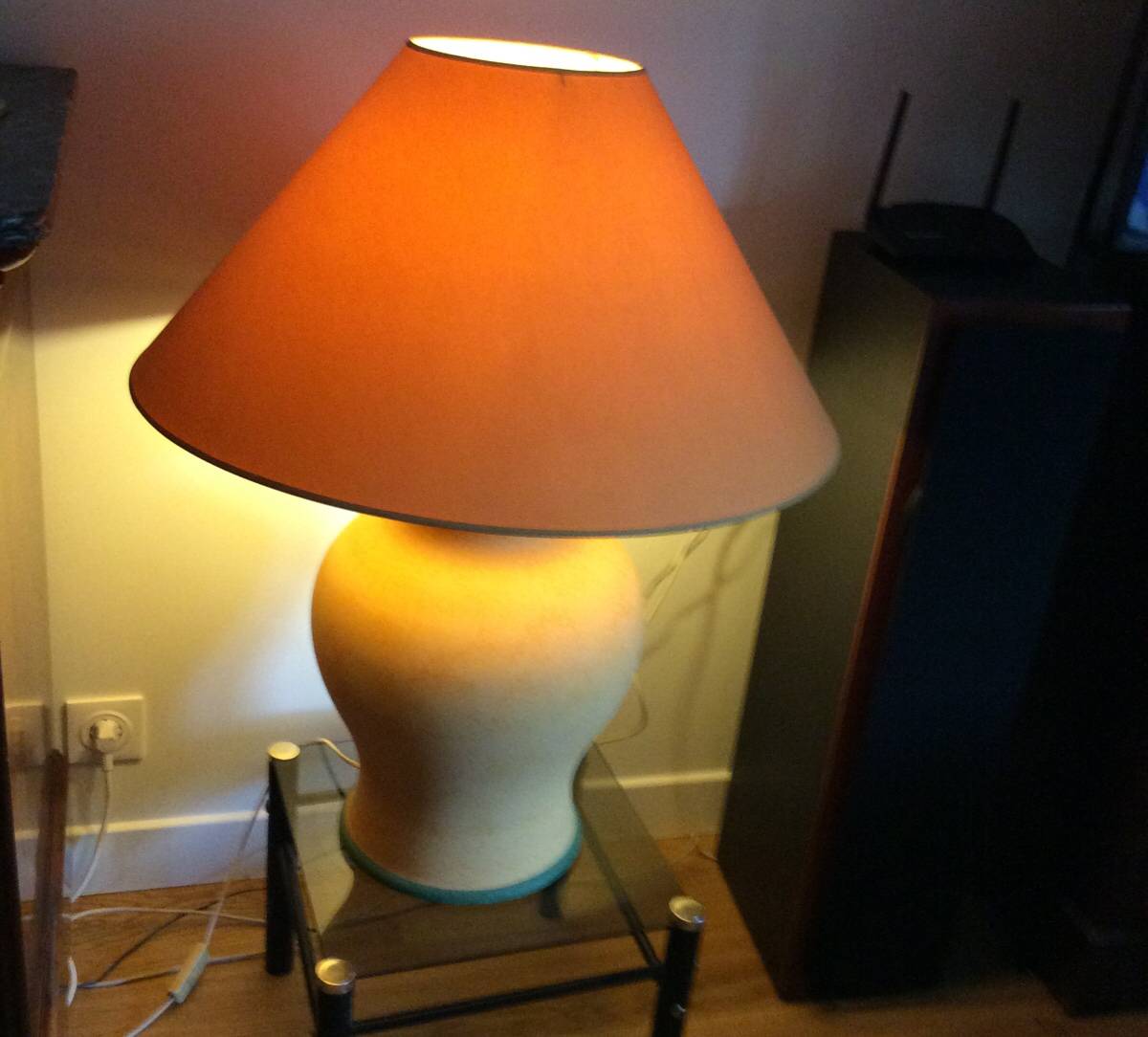 Lampe jaune vintage