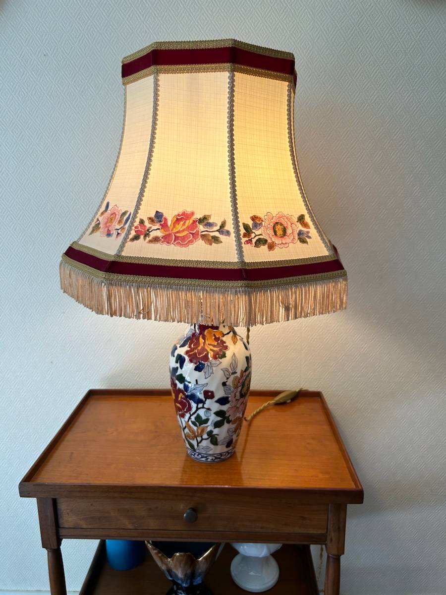 Vends lampe de salon Gien «Pivoines»