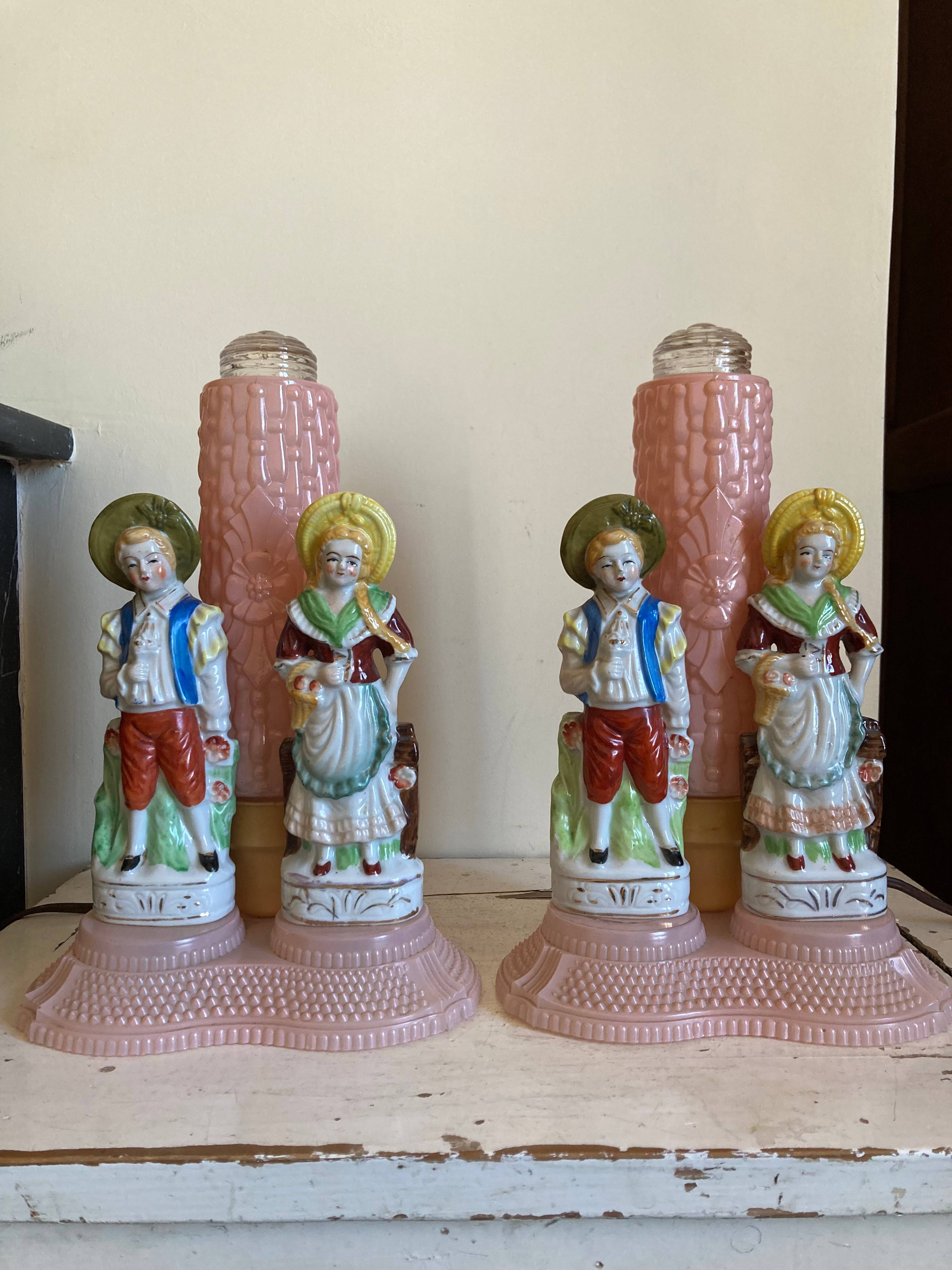 Lot de deux lampes à poser ancienne en porcelaine, verre, made in Canada, années 50