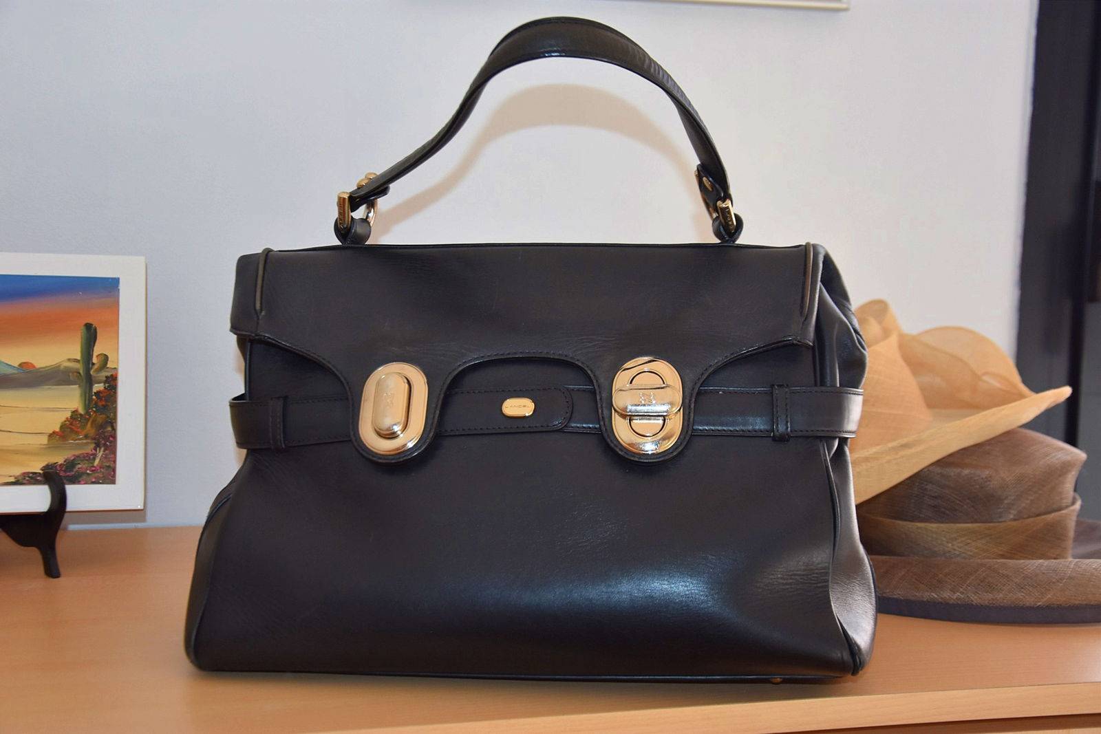 Tres beau sac Lancel Noir