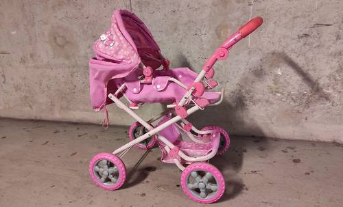 Landau Hello Kitty pour poupées