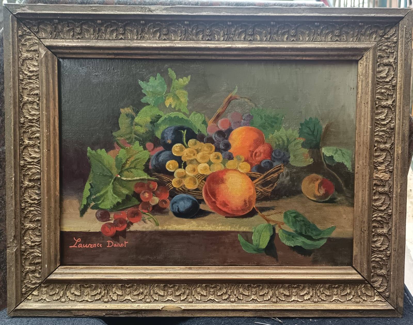 LAURENCE DANOT (début XXè siècle) - HST Nature morte aux raisins, prunes et pêches