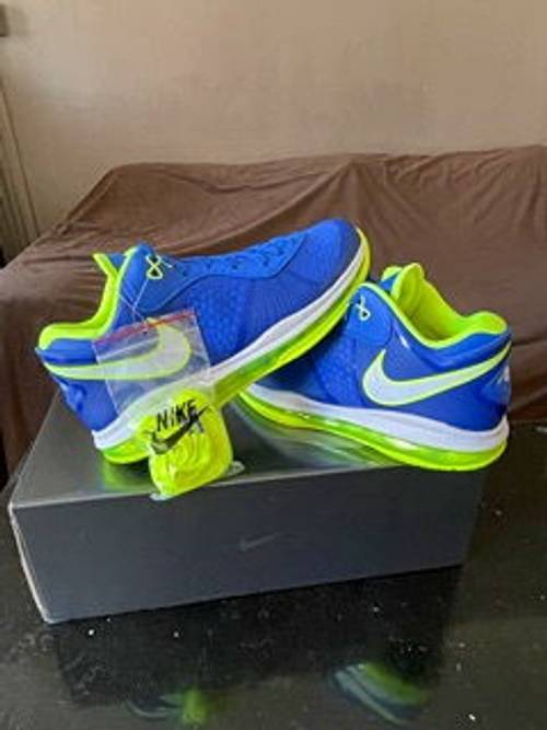 Nike Lebron 8 V2 Low Sprite 9.5 US