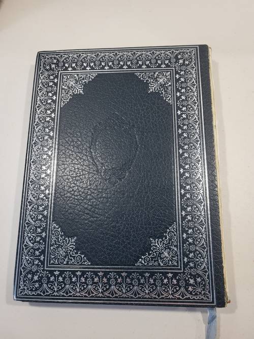 Livre de collection "Les contes de Perrault"