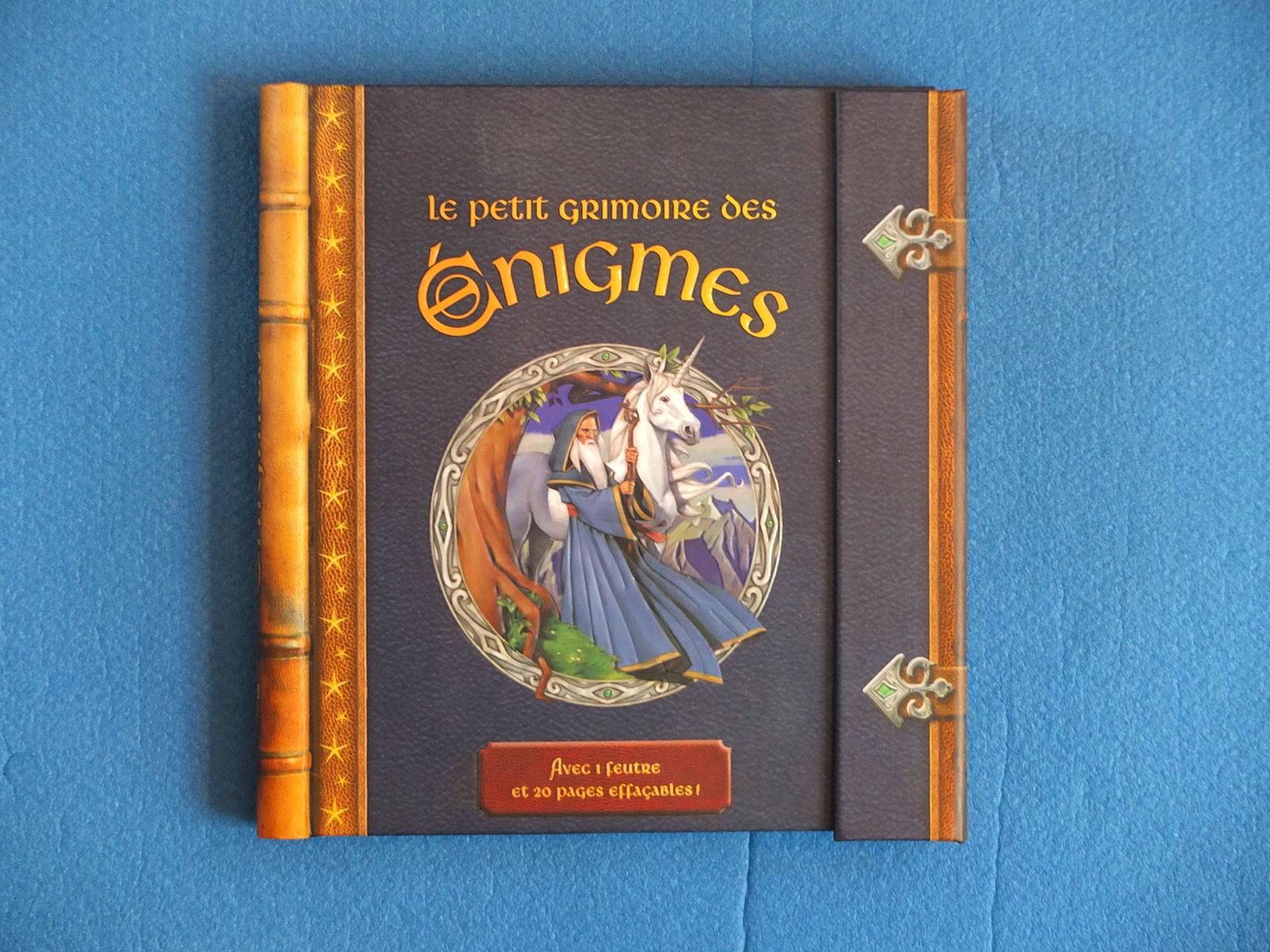 Livre "Le petit grimoire des énigmes" (neuf)