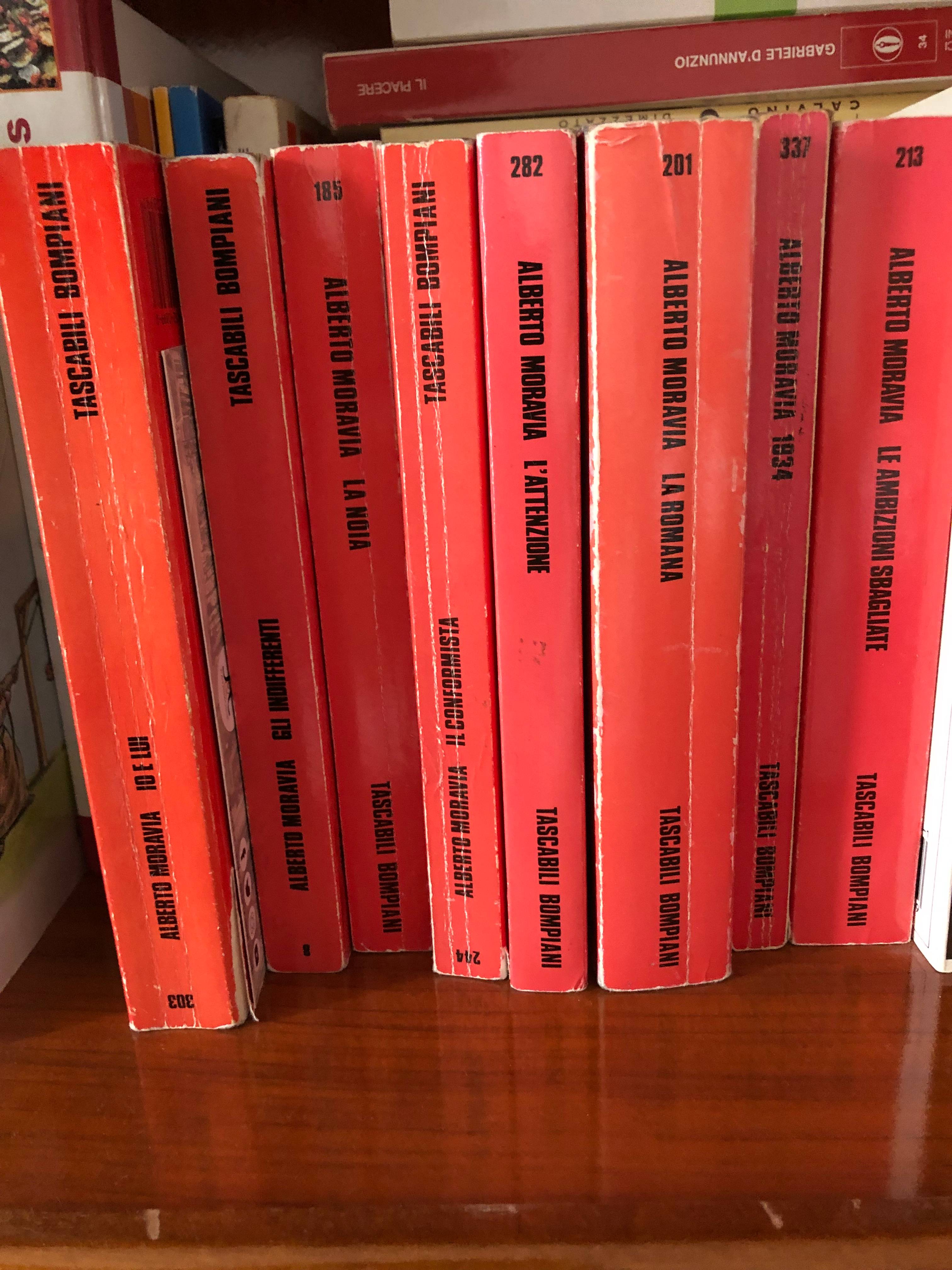 Une 15 aine de livres en italien
