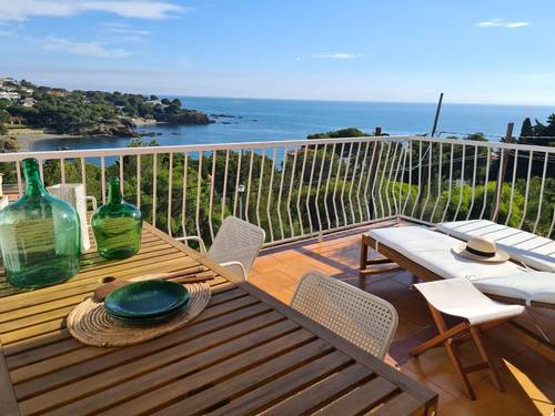 Loue maison familiale à Llança - 8 couchages, 3 chambres - Calme, vue superbe mer, 100m plage, tout à pied