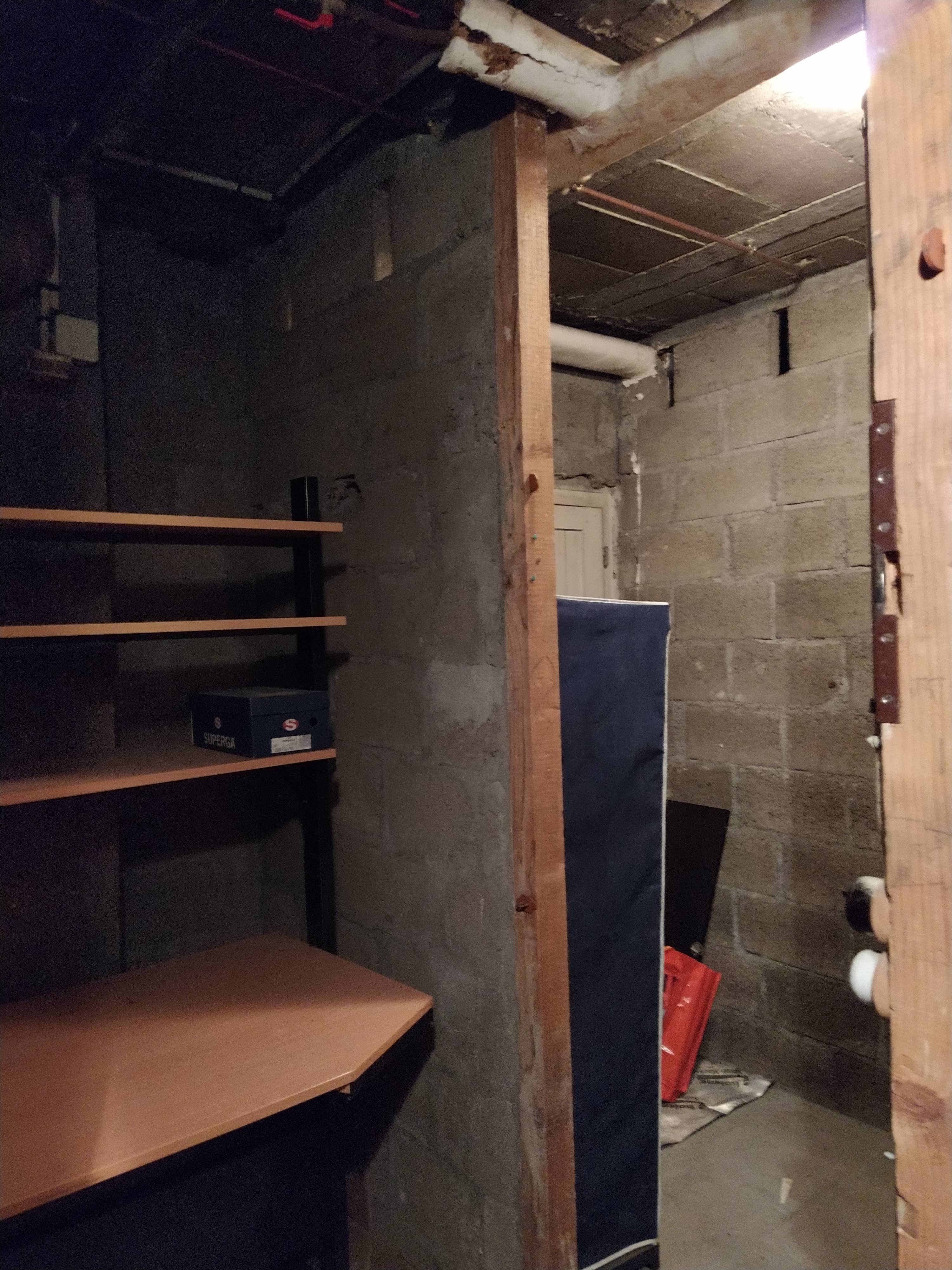 Loue cave - 9m² - Neuilly-sur-Seine (92)