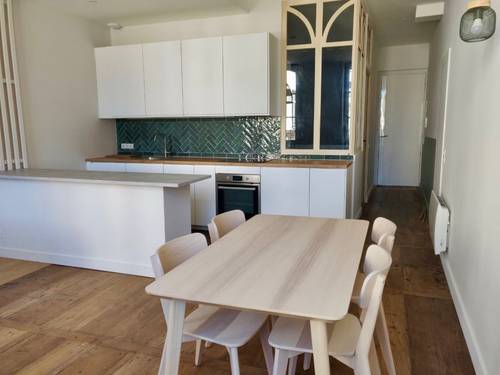 Location à l’année T2 meublé 43m² refait à neuf, coeur de Bayonne