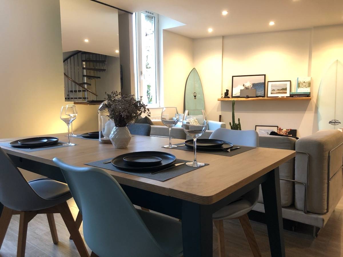 Loue appartement 72m² Bordeaux (Chartrons) - 3 chambres