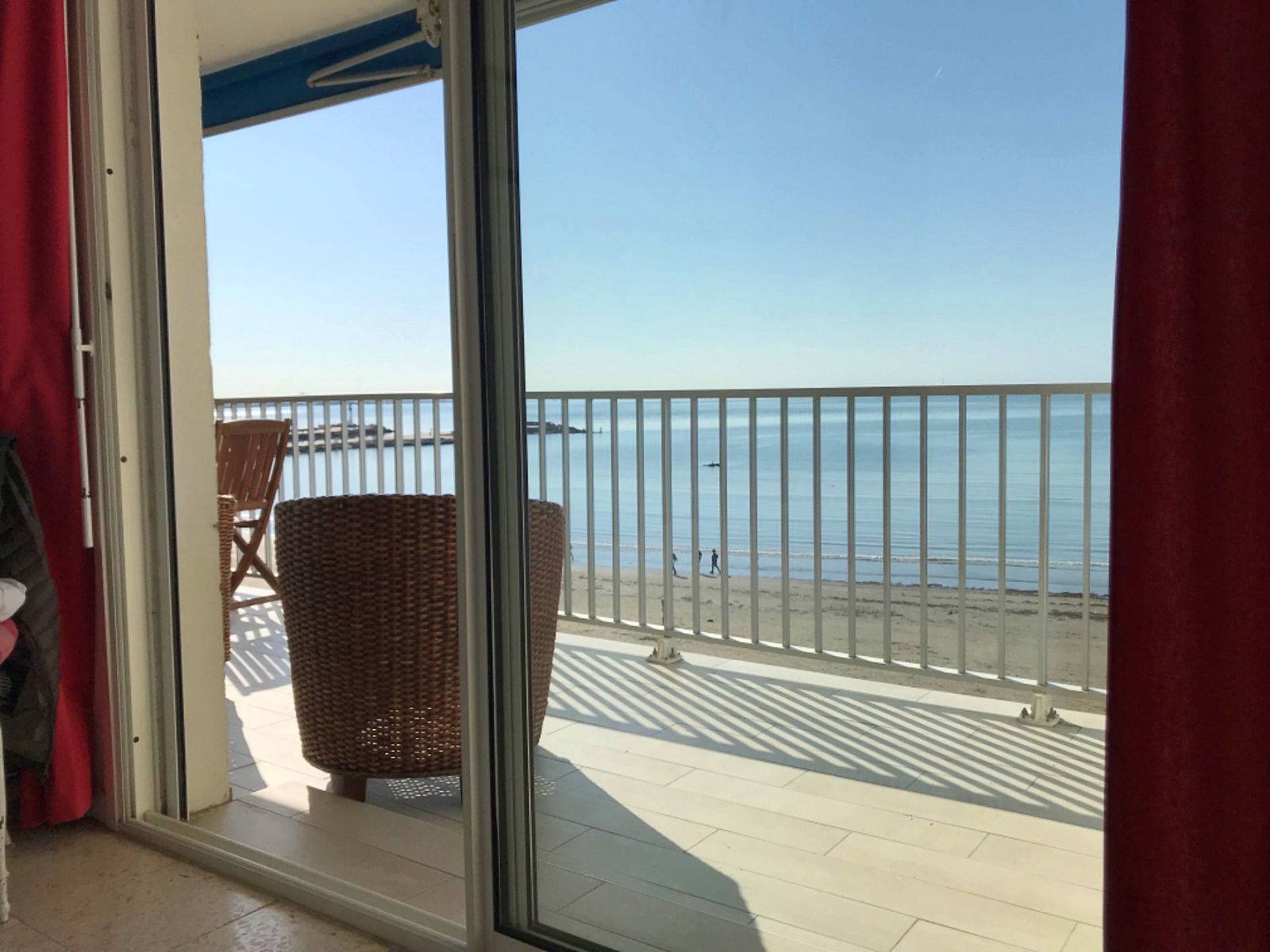 Loue appartement familial face mer - 3 chambres, 7 couchages - Le Grau-du-Roi (30)