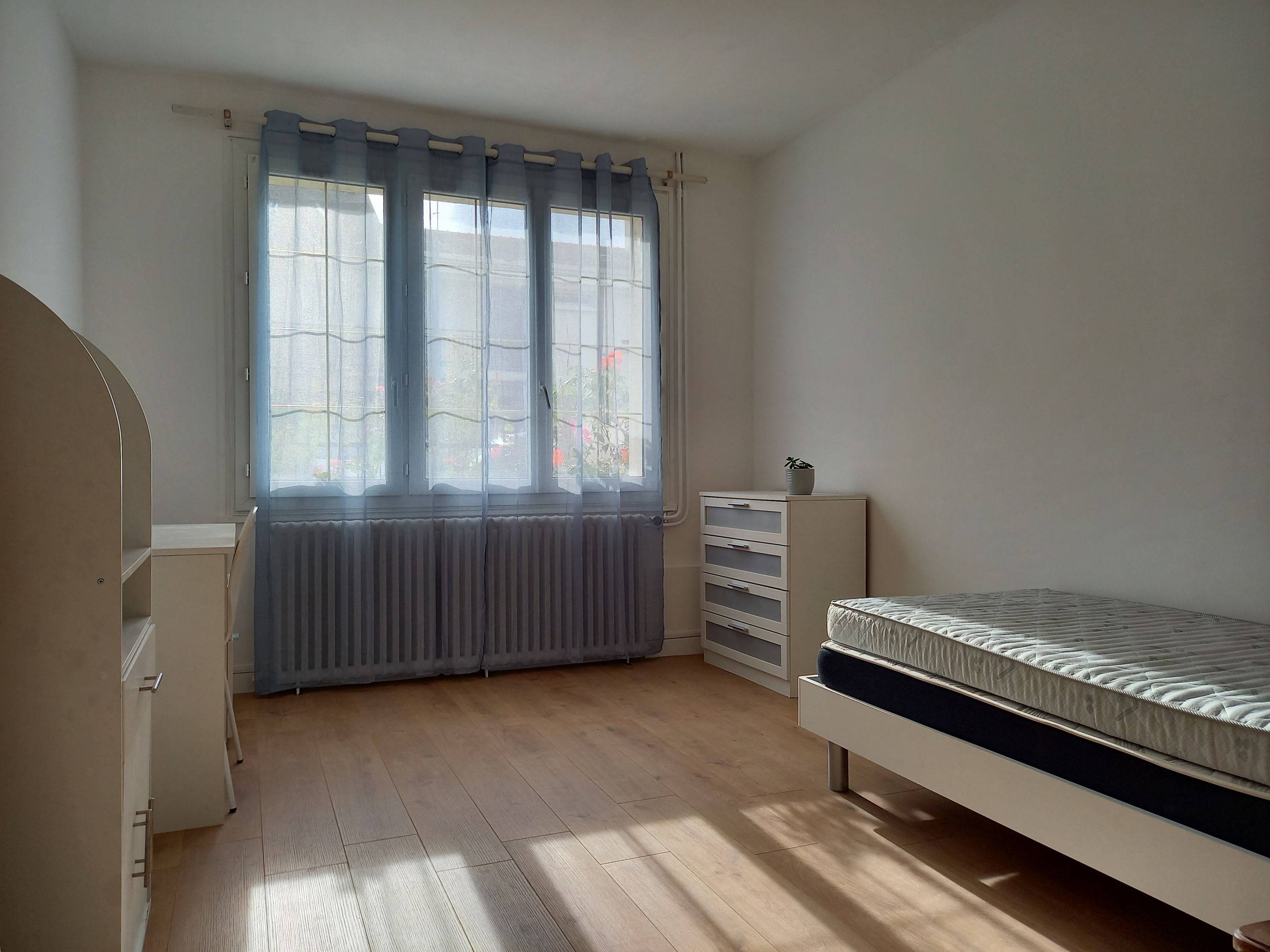 Location appartement meublé 2 chambres à Angers au rdc de notre maison