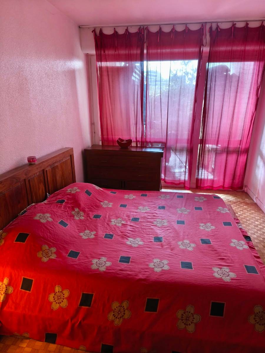 Loue 1 chambre en colocation 14m² dans- appartement 78m² en colocation à 5mn du RER A Noisy-le-Grand