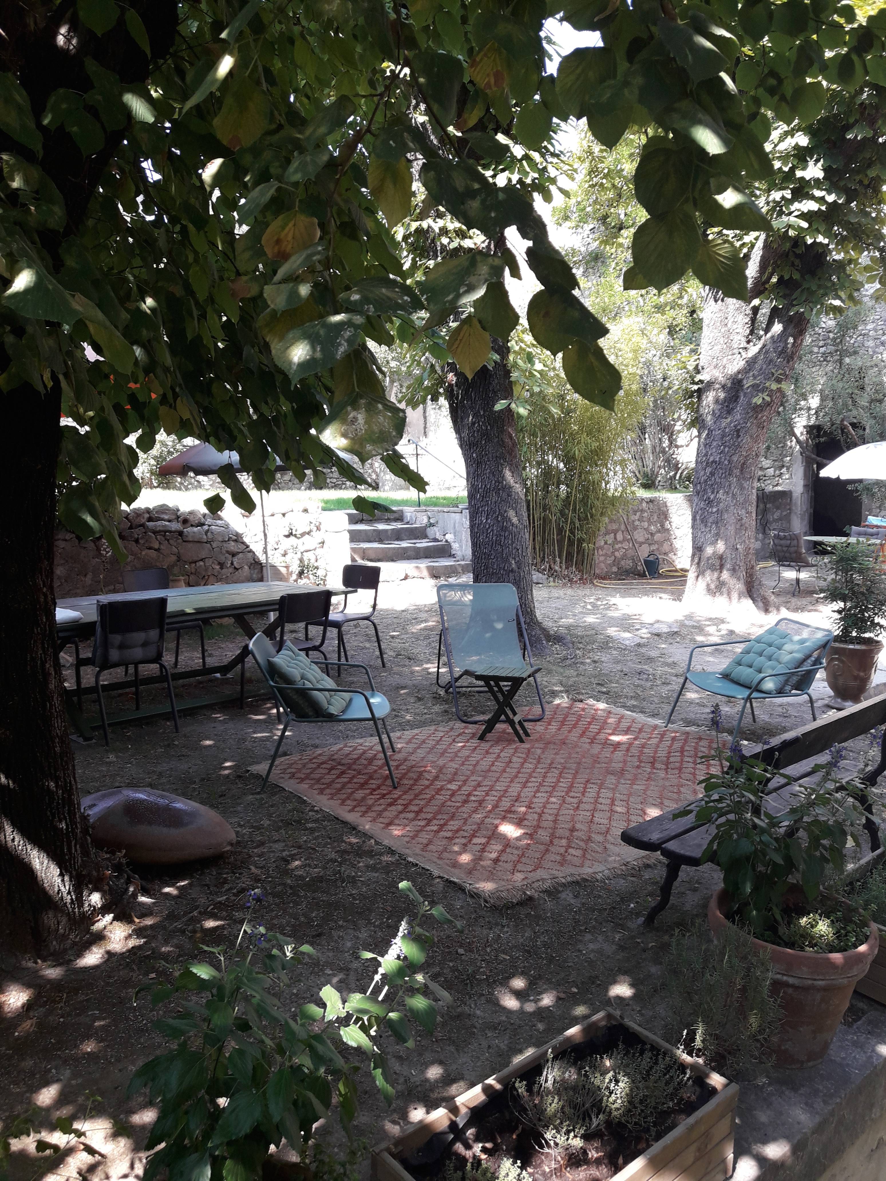 Loue chambre d’hôtes - 1 chambre, 3 couchages - Orgon (13)