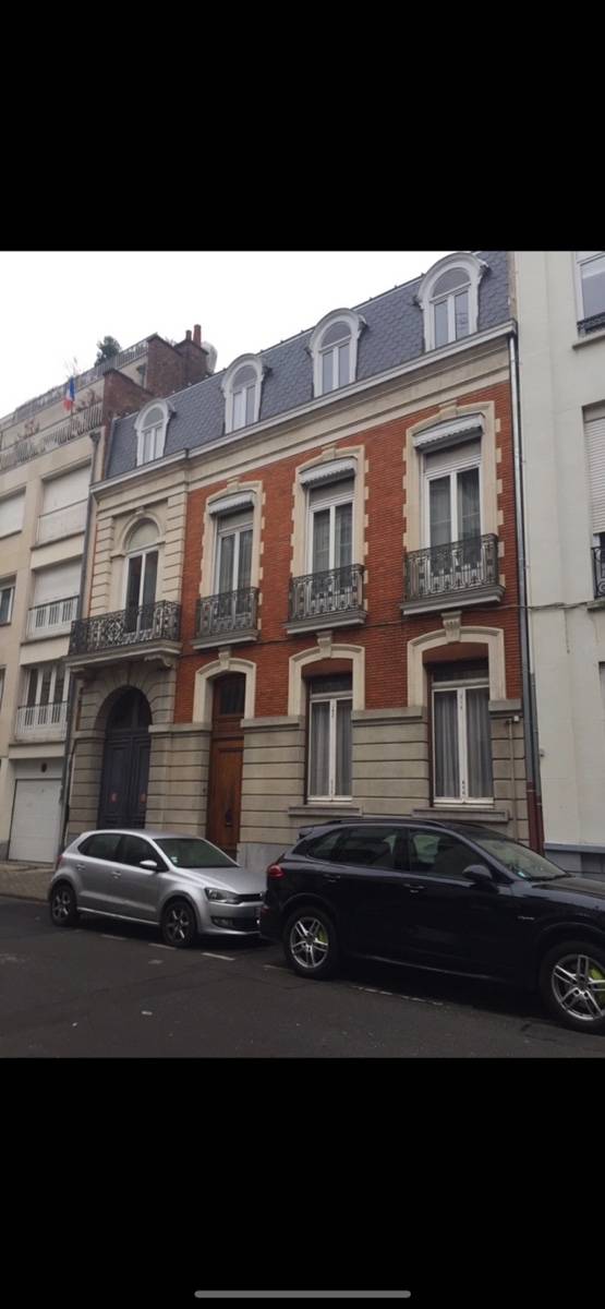 Loue chambres étudiantes dans maison bourgeoise Lille vauban