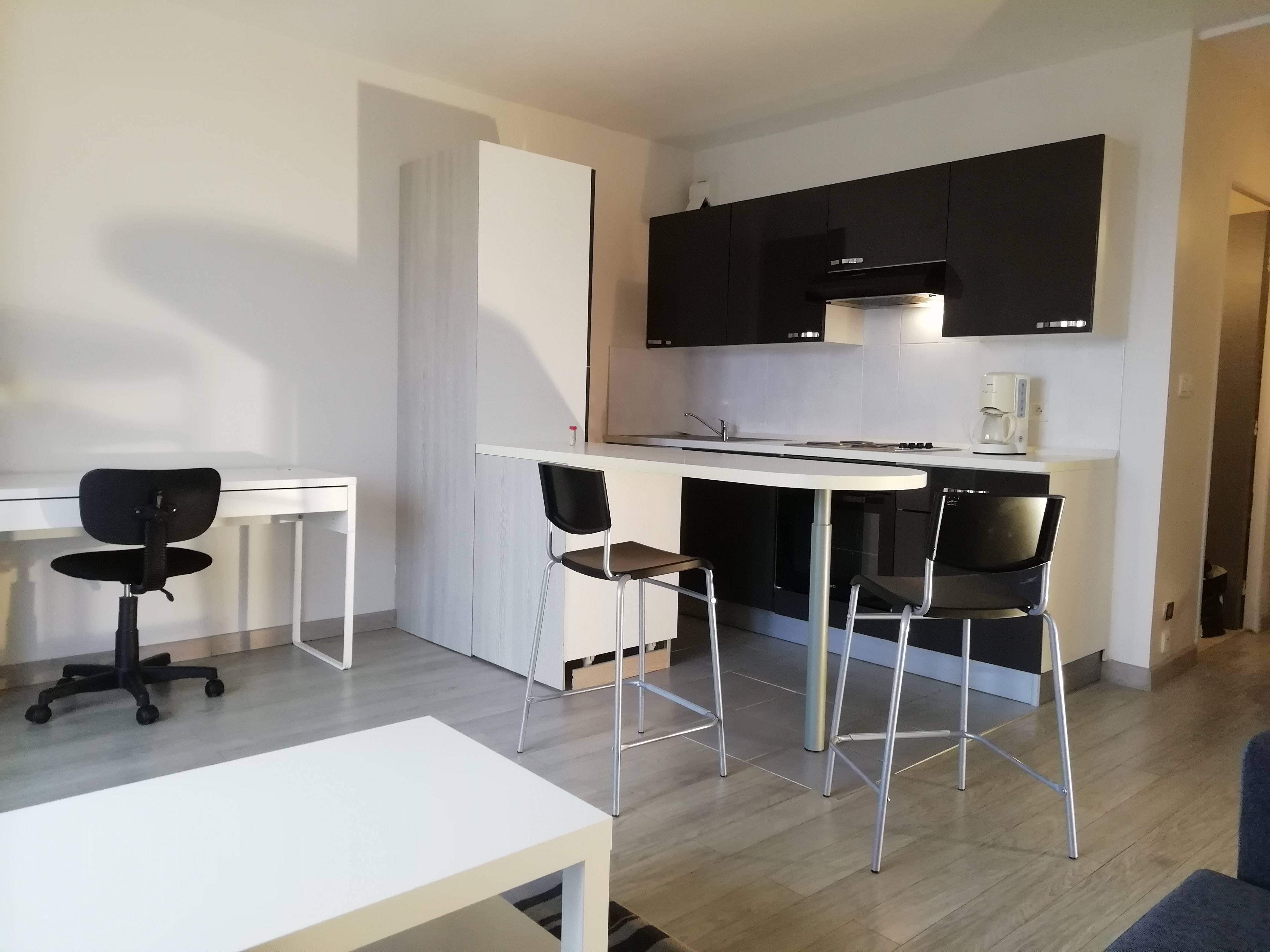 Loue appartement 30m² meublé avec parking Orléans