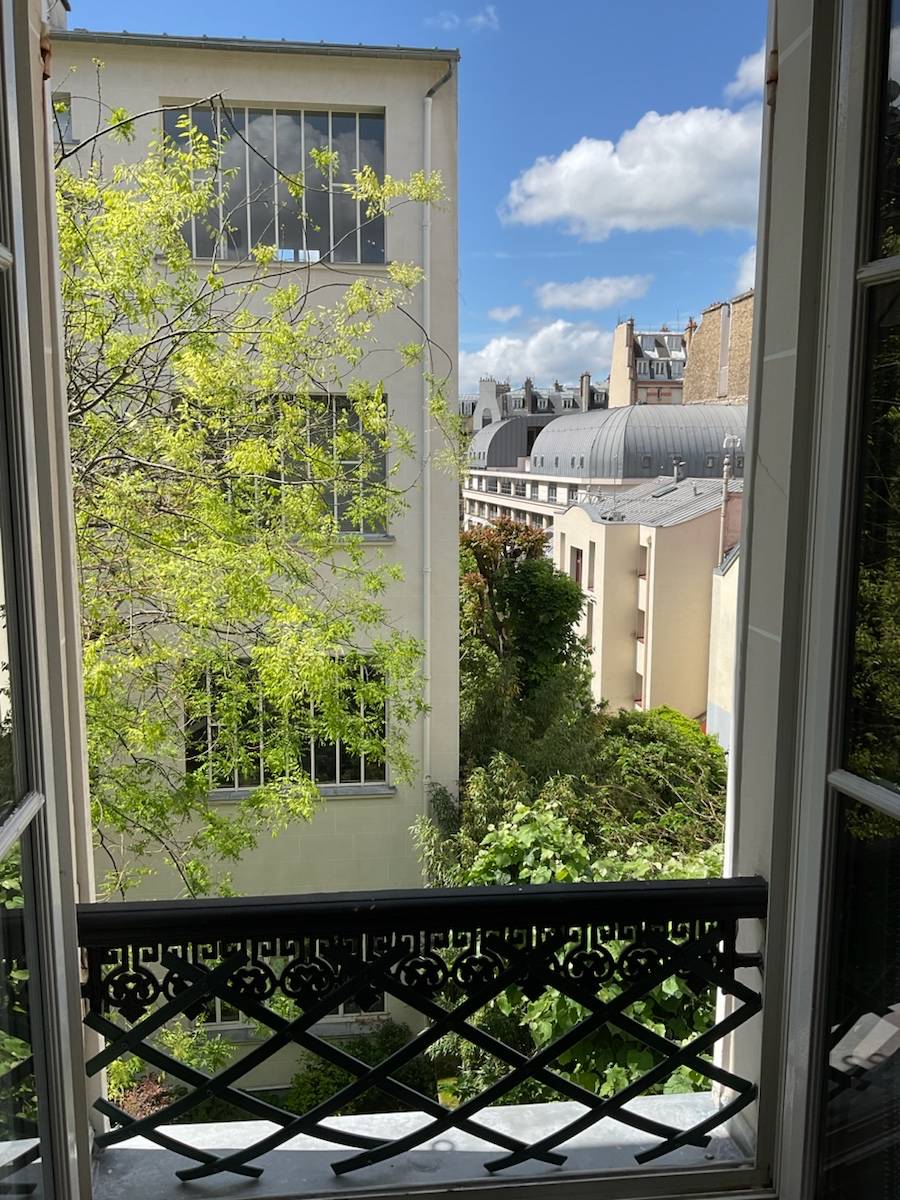 Loue appartement entre cours et jardin à Paris 16ème La Muette - 2 couchages