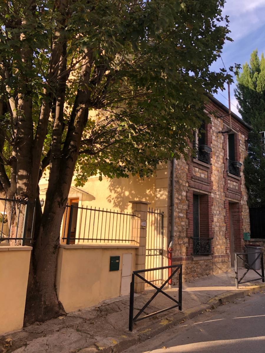 Loue duplex dans maison meulière indépendante