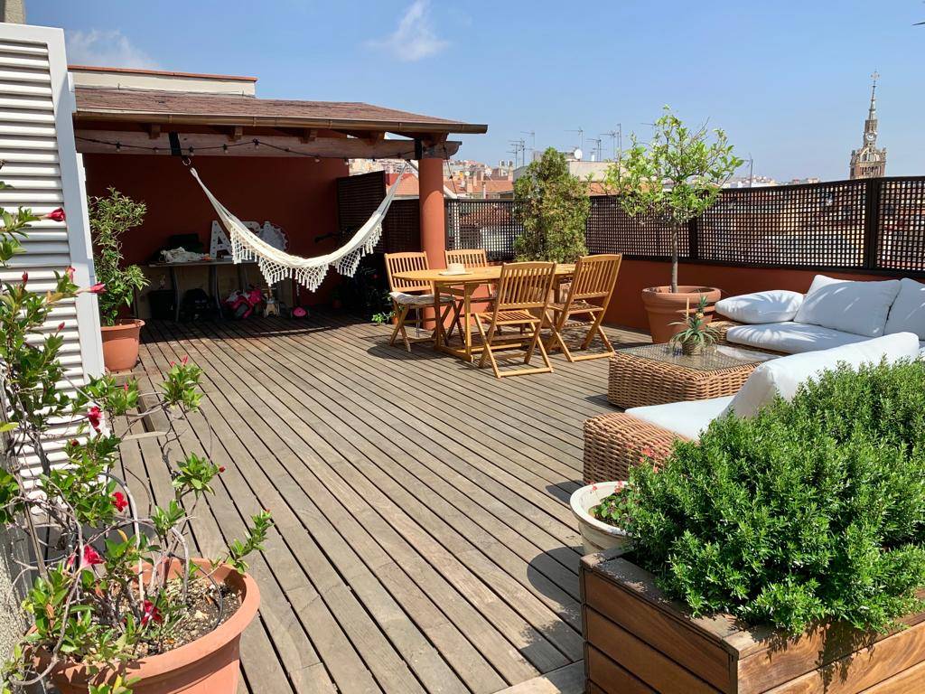 Loue appartement penthouse avec grande terrasse et vue mer - 5 couchages