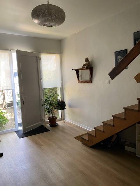 Loue studio 32m² dans maison