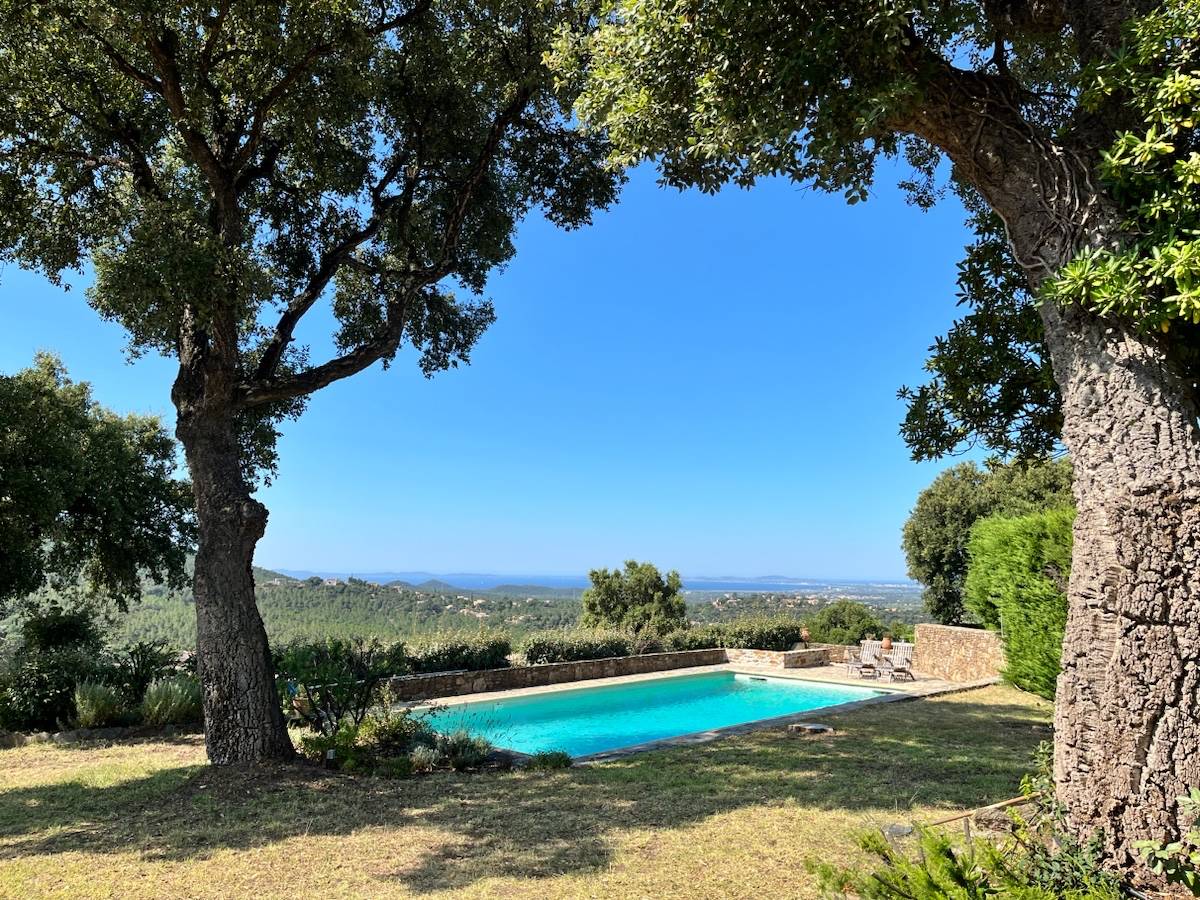 Loue maison à La Londe-les-Maures - 8 couchages
