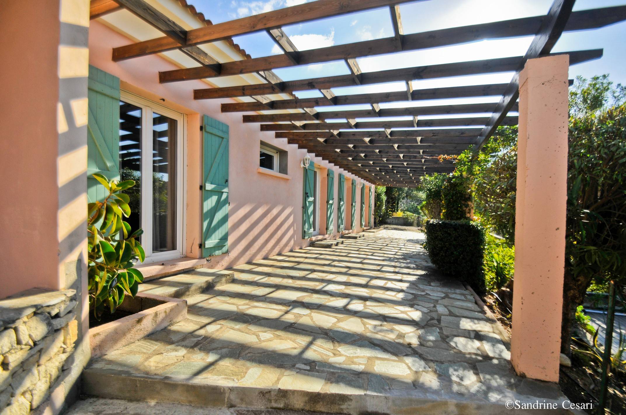 Loue maison Saint-Florent en Corse - 10 couchages - piscine