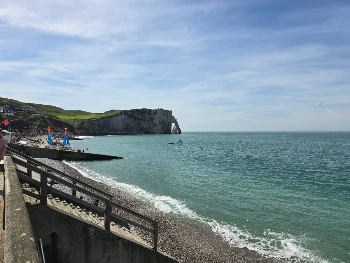 Loue maison "Le Saule" au centre ville d’Etretat avec jardin et parking gratuit - 6 couchages, Étretat (76)